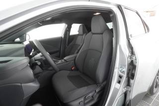 TOYOTA C-HR usata 8