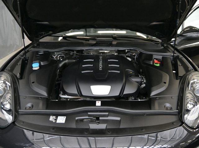 PORSCHE Cayenne usata, con Servosterzo