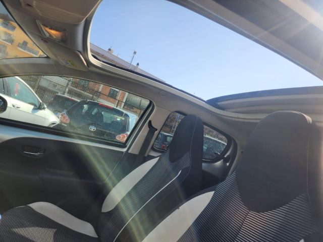 PEUGEOT 108 usata, con Autoradio digitale