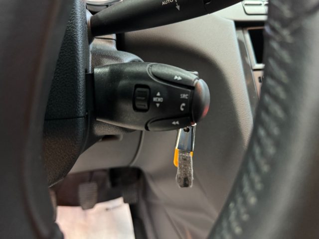 PEUGEOT 5008 usata, con Vivavoce