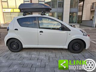 TOYOTA Aygo usata, con Luci diurne LED