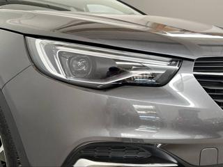 OPEL Grandland X usata, con Specchietti laterali elettrici