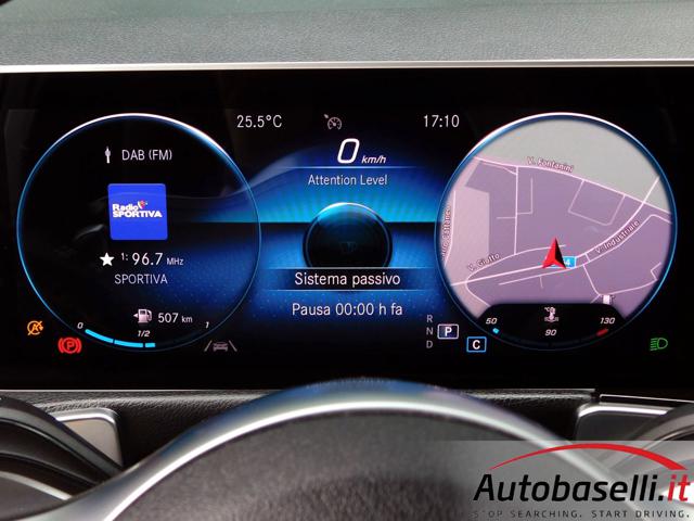MERCEDES-BENZ GLB 200 usata, con Chiusura centralizzata