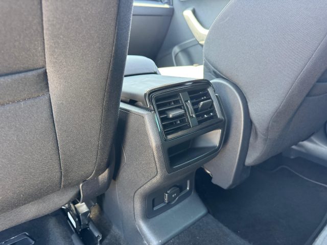 SKODA Karoq usata, con Fari Xenon