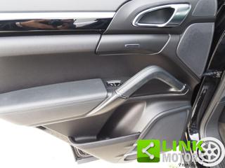 PORSCHE Cayenne usata, con Airbag testa