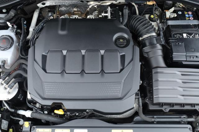 SEAT Leon usata, con Fari LED