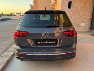 VOLKSWAGEN Tiguan usata, con Autoradio