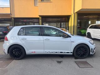 VOLKSWAGEN Golf usata, con Autoradio