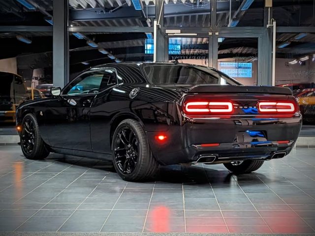 DODGE Challenger usata, con Airbag laterali