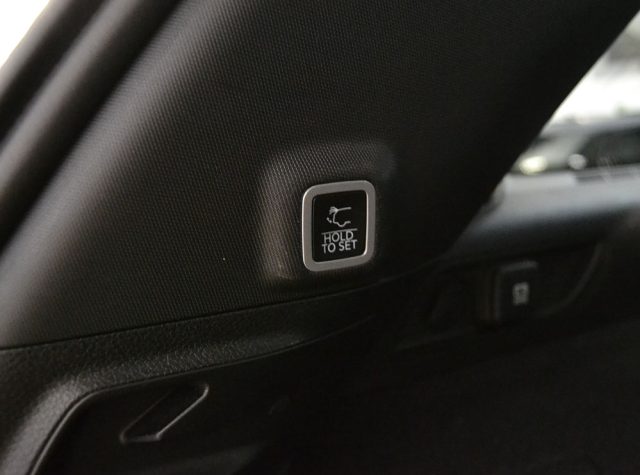 JEEP Grand Cherokee usata, con Portellone posteriore elettrico