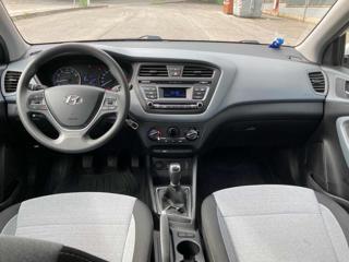 HYUNDAI i20 usata, con Climatizzatore