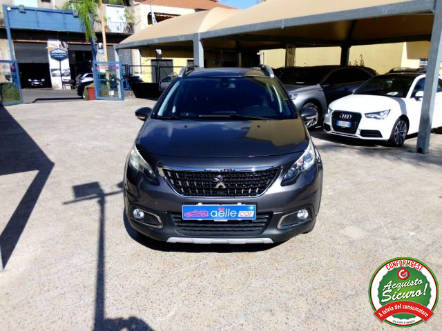 PEUGEOT 2008 usata, con Airbag