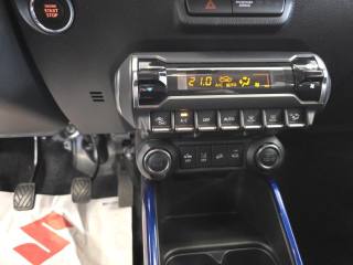SUZUKI Ignis usata, con Fendinebbia