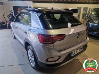 VOLKSWAGEN T-Roc usata, con Alzacristalli elettrici