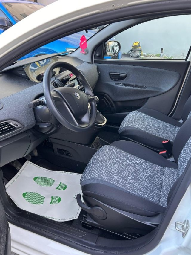 LANCIA Ypsilon usata, con Immobilizzatore elettronico