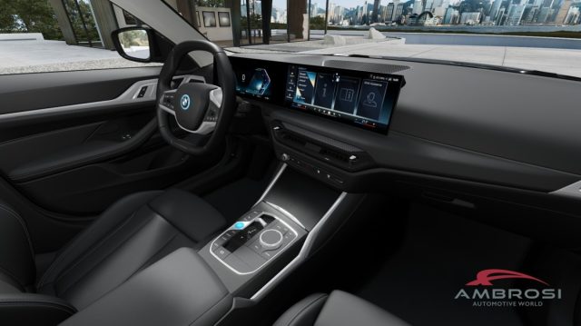 BMW i4 usata 8