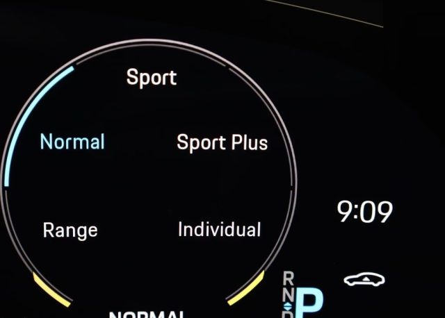 PORSCHE Taycan usata, con Filtro antiparticolato