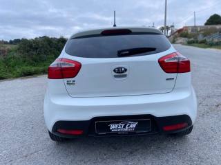 KIA Rio usata, con Alzacristalli elettrici