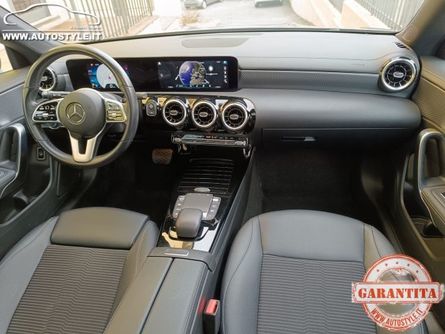 MERCEDES-BENZ CLA 180 usata, con Fari di profondità antiabbagliamento