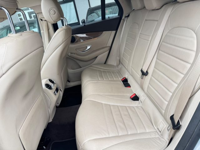 MERCEDES-BENZ GLC 350 usata, con Boardcomputer
