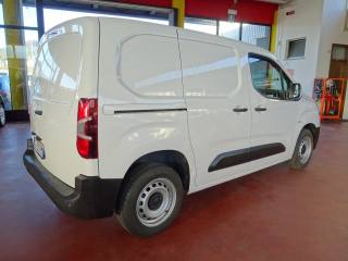 OPEL Combo usata, con Alzacristalli elettrici