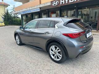 INFINITI Q30 usata, con Antifurto