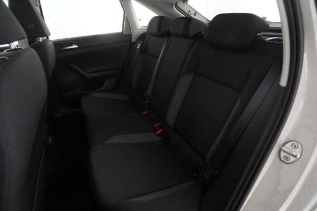 VOLKSWAGEN Taigo usata 3