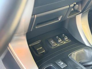 TOYOTA Land Cruiser usata, con Sedile posteriore sdoppiato