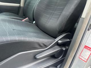 TOYOTA Yaris usata 17