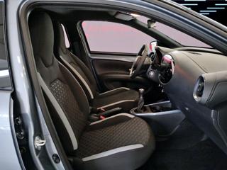 TOYOTA Aygo X usata 18