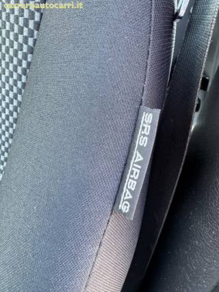 NISSAN Navara usata, con Chiusura centralizzata telecomandata