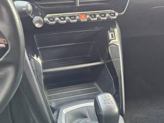 PEUGEOT 208 usata, con MP3