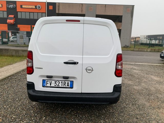 OPEL Combo usata, con Autoradio