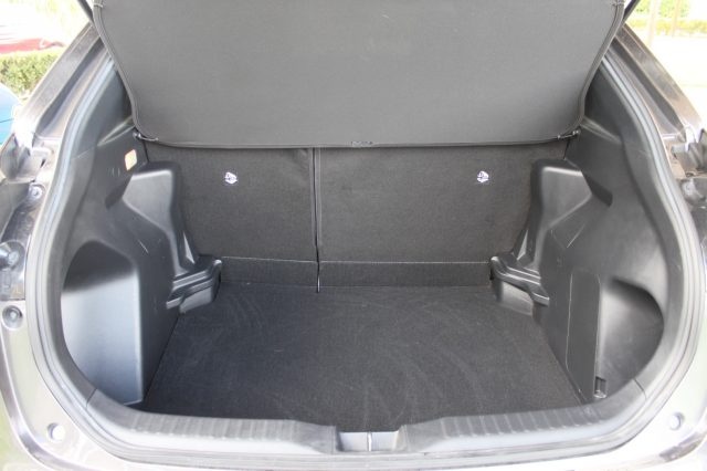 TOYOTA Yaris Cross usata, con Fendinebbia