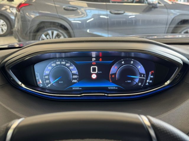 PEUGEOT 3008 usata, con Cruise Control
