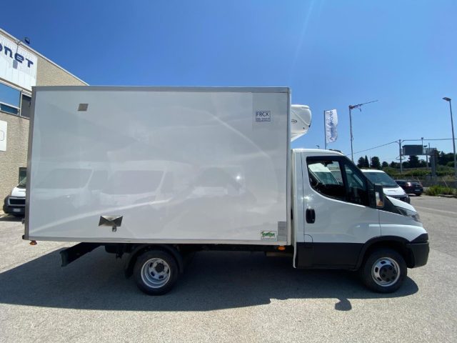 IVECO Daily usata, con Autoradio