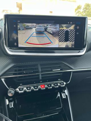 PEUGEOT 2008 usata, con Autoradio