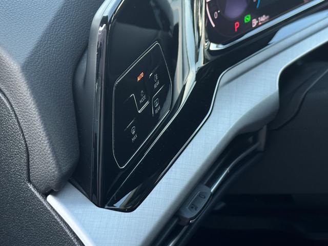 VOLKSWAGEN Golf usata, con Volante multifunzione