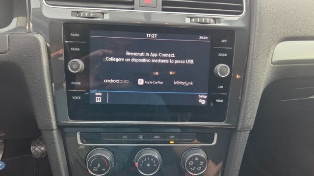 VOLKSWAGEN Golf usata, con Bracciolo