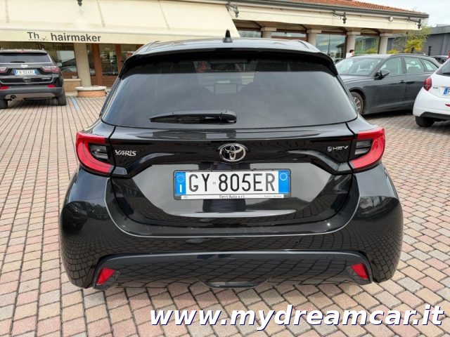 TOYOTA Yaris usata, con Sistema di navigazione