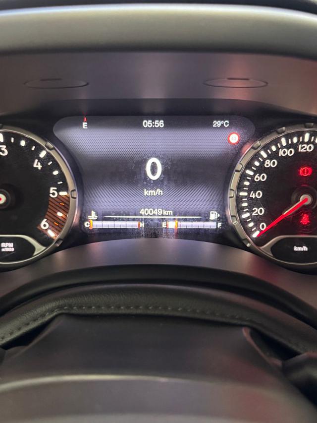 JEEP Renegade usata, con USB