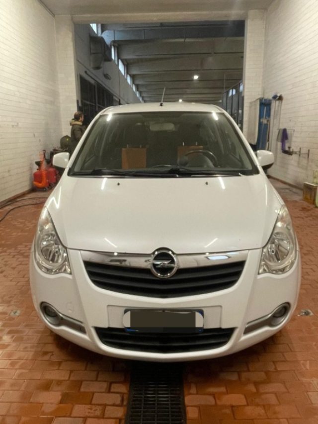 OPEL Agila usata, con MP3