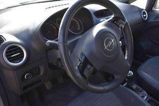 OPEL Corsa usata, con Chiusura centralizzata