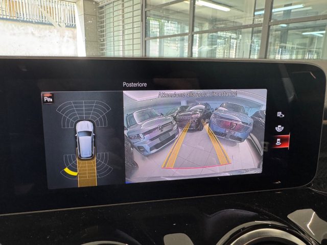 MERCEDES-BENZ GLB 200 usata, con Chiusura centralizzata telecomandata