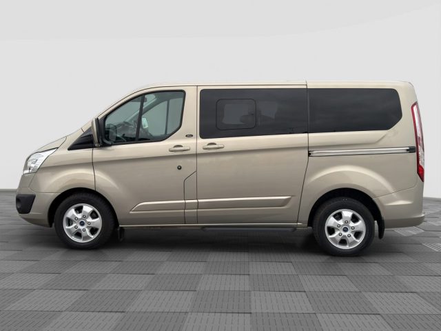 FORD Tourneo Custom usata 1