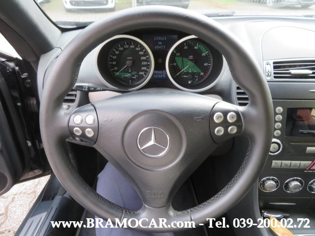 MERCEDES-BENZ SLK 200 usata, con Volante in pelle