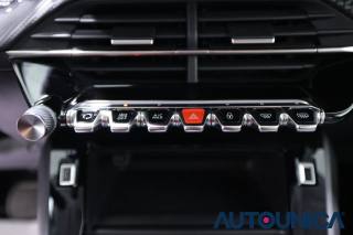 PEUGEOT 208 usata, con Autoradio digitale