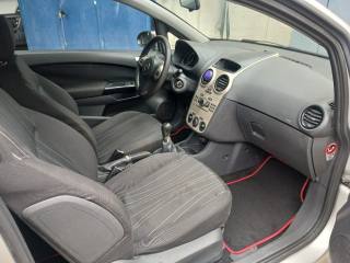 OPEL Corsa usata, con Airbag laterali