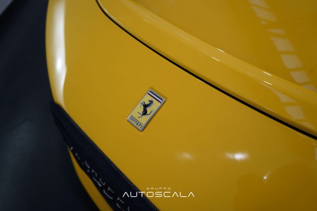 FERRARI SF90 usata 49