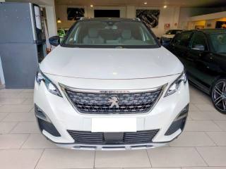PEUGEOT 3008 usata, con Airbag